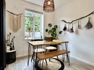Dining Area- click for photo gallery